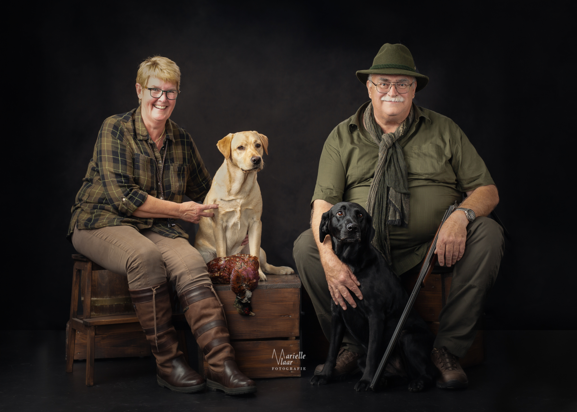 Jachthonden hondenfotograaf, gezin, Noord-Holland, Schagen, jachtsetting fotoshoot, schilderachtig foto, hondenfotografie